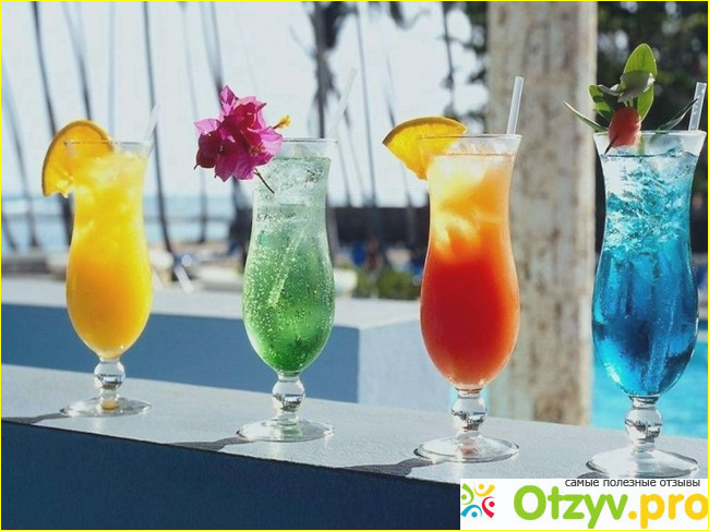 Посуда для этого коктейля: Old fashioned glass .