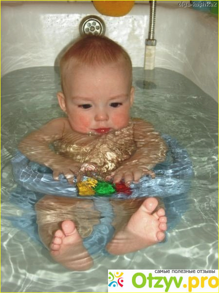 Первое купание малыша фото3