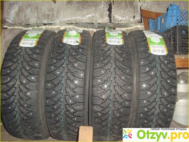 2. Зимняя шина Nokian Nordman RS 195/60 R15 92R.