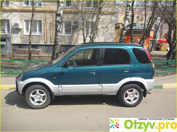 Автомобиль Daihatsu Terios 