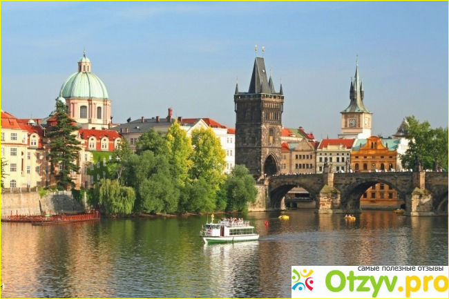 Также в Праге можно увидеть самые главные часы в городе.