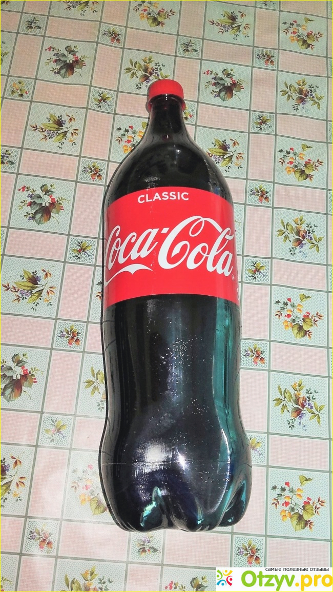 Газированный напиток Coca-Cola Classic фото2