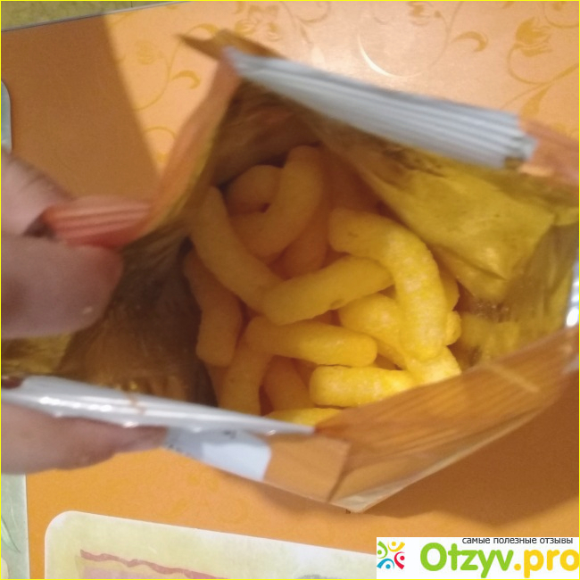 Кукурузные палочки Cheetos с сыром фото1