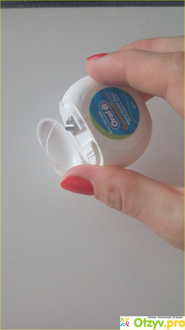 Зубная нить Oral-B Essential Floss фото2
