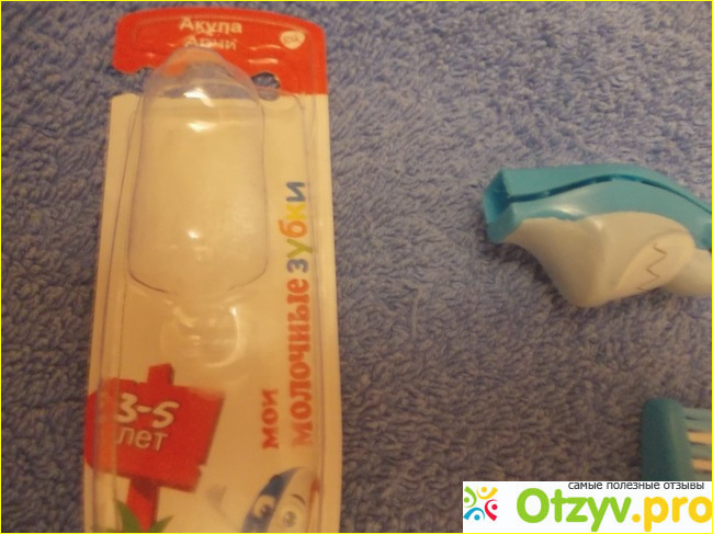 Детская зубная щетка Aquafresh Мои молочные зубки фото4