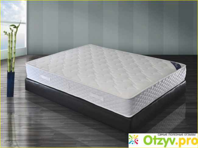 3. Simmons Beautyrest Black Ice Phoebe 13 – 170000 тысяч рублей.