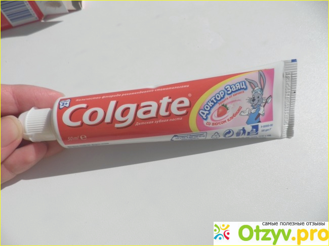 Детская зубная паста Colgate Доктор Заяц со вкусом клубники - отзывы фото1