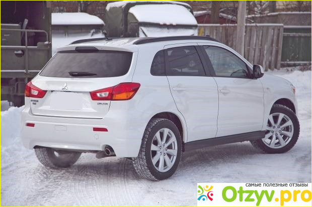 Панель приборов Mitsubishi ASX.