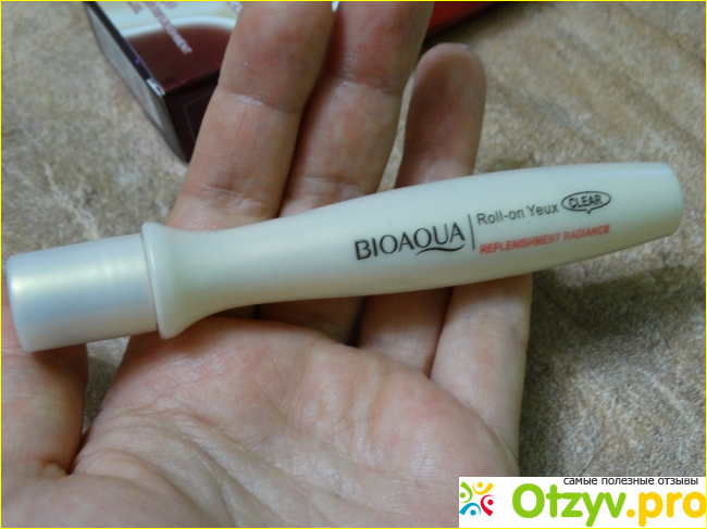 Ролик для кожи вокруг глаз Bioaqua Ball Design Eye Essence фото2