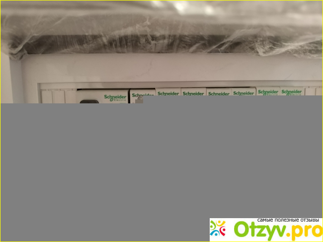 Автоматический выключатель Schneider Electric Easy9 фото2