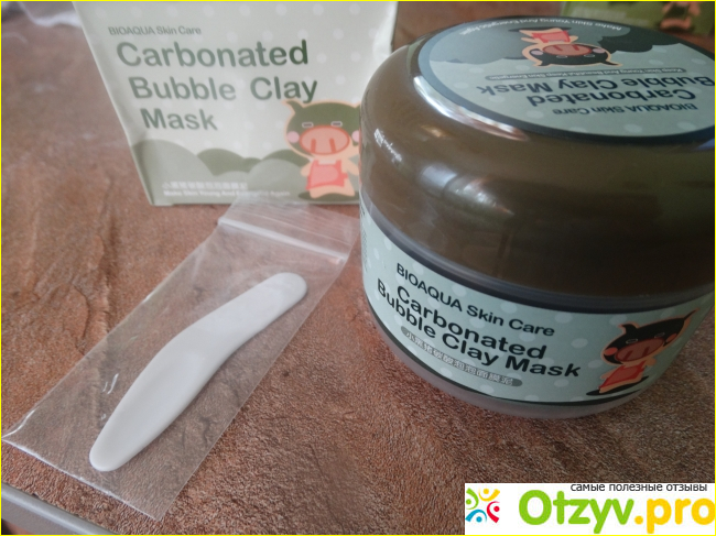 Кислородная маска для лица Bioaqua Carbonated Bubble Clay Mask фото1