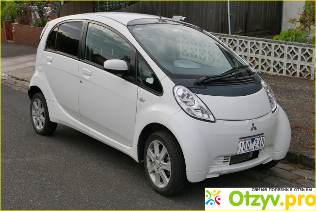 Автомобиль Mitsubishi i-MiEV особенности модели фото1