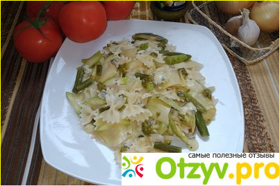 Паста Mini Farfalle с сыром GrandBlu Creamy с голубой плесенью, артишоком, овощами и соусом фото4