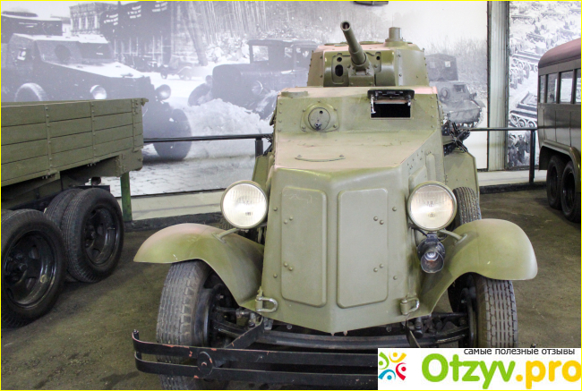 Экспонаты музея Моторы войны