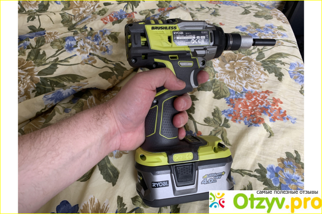 Бесщеточный аккумуляторный ударный гайковерт Ryobi ONE+ RIW18X-0 HP фото3