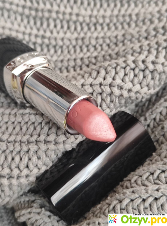 Губная помада Avon "Ультра" фото1