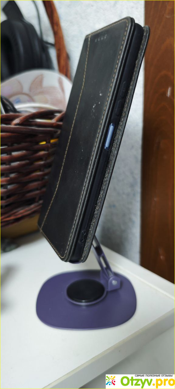 Металлическая подставка для телефона или планшета фото2